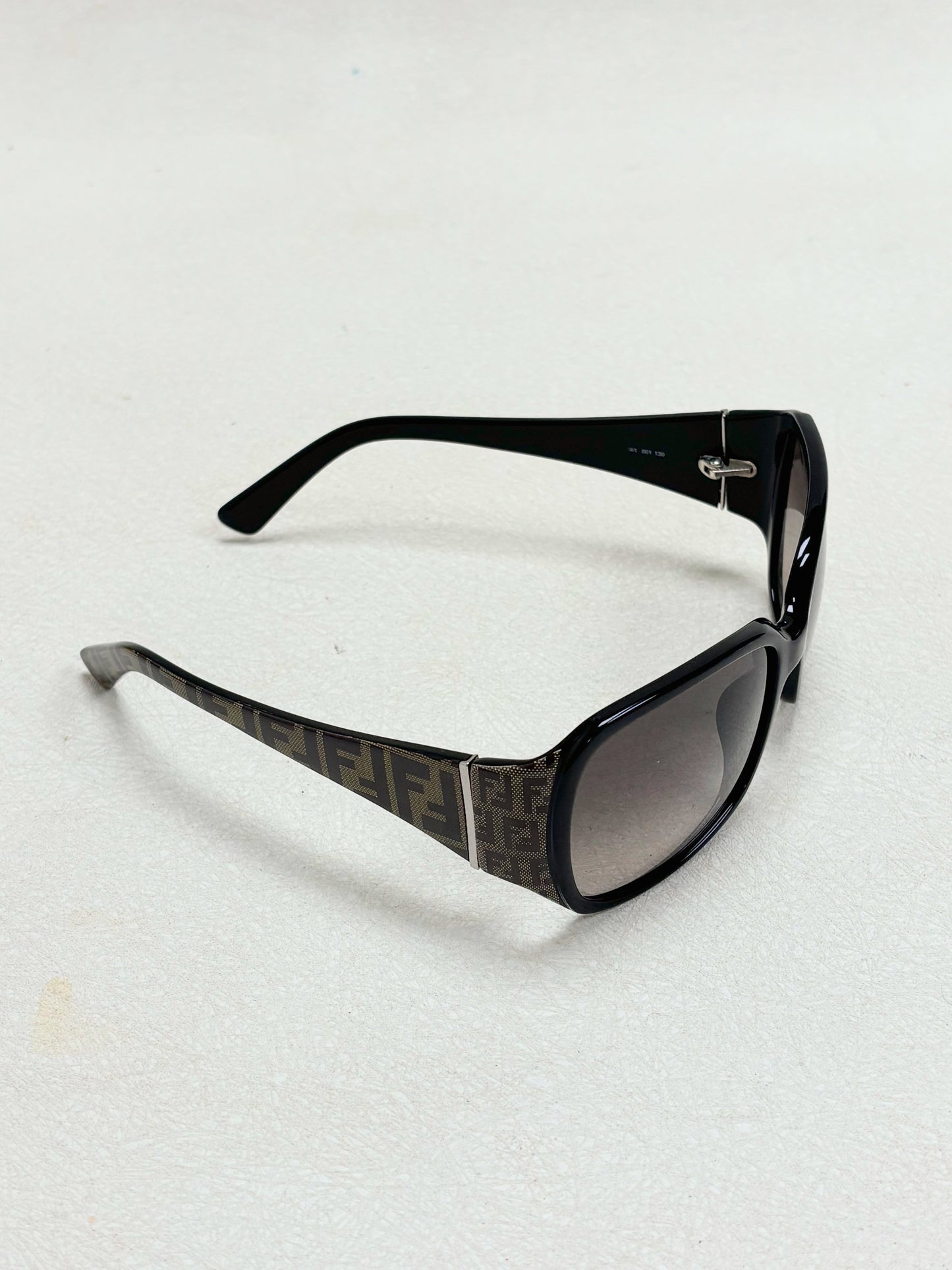FENDI Lunettes de soleil Zucca