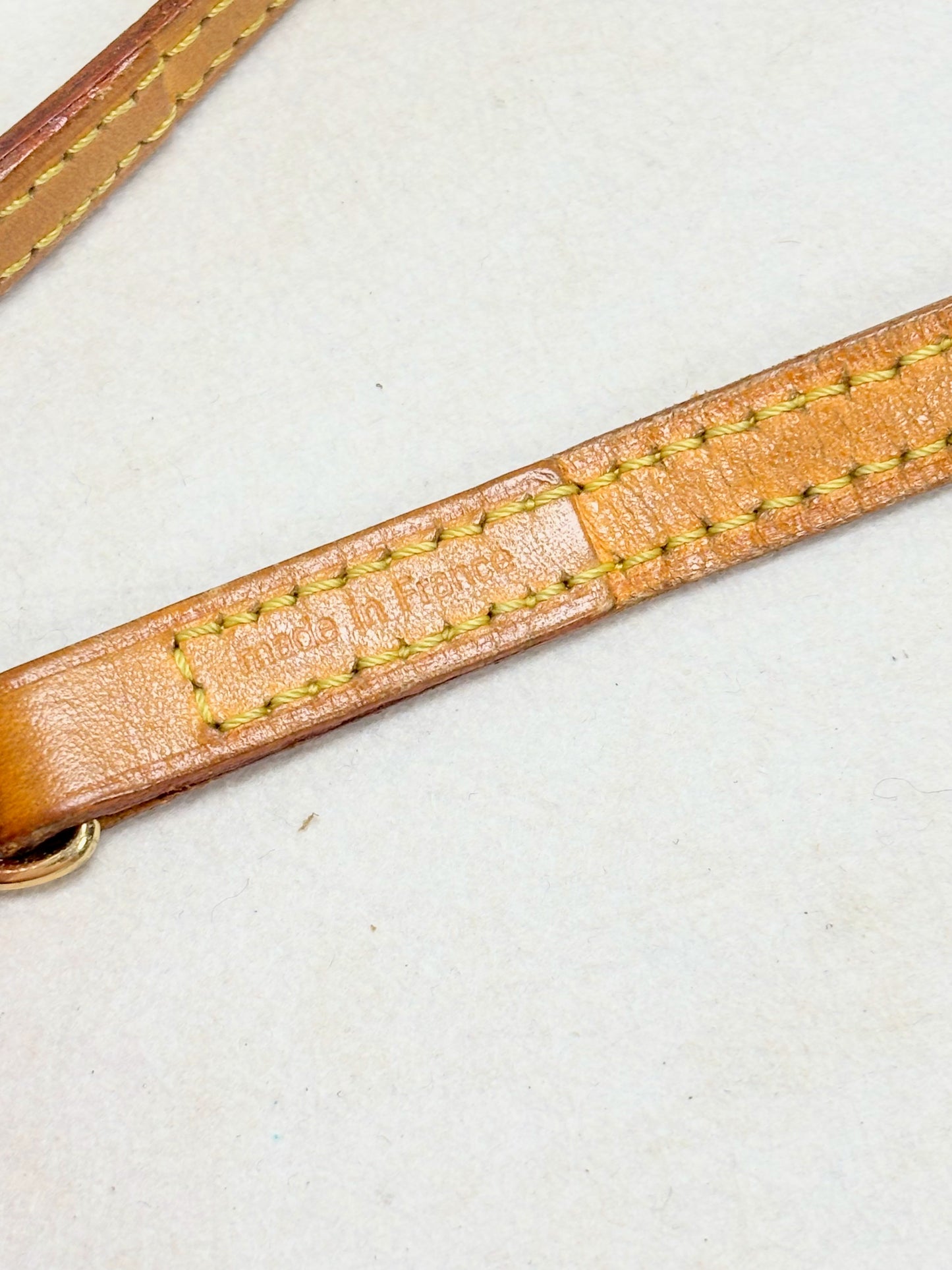 LOUIS VUITTON Bandoulière cuir