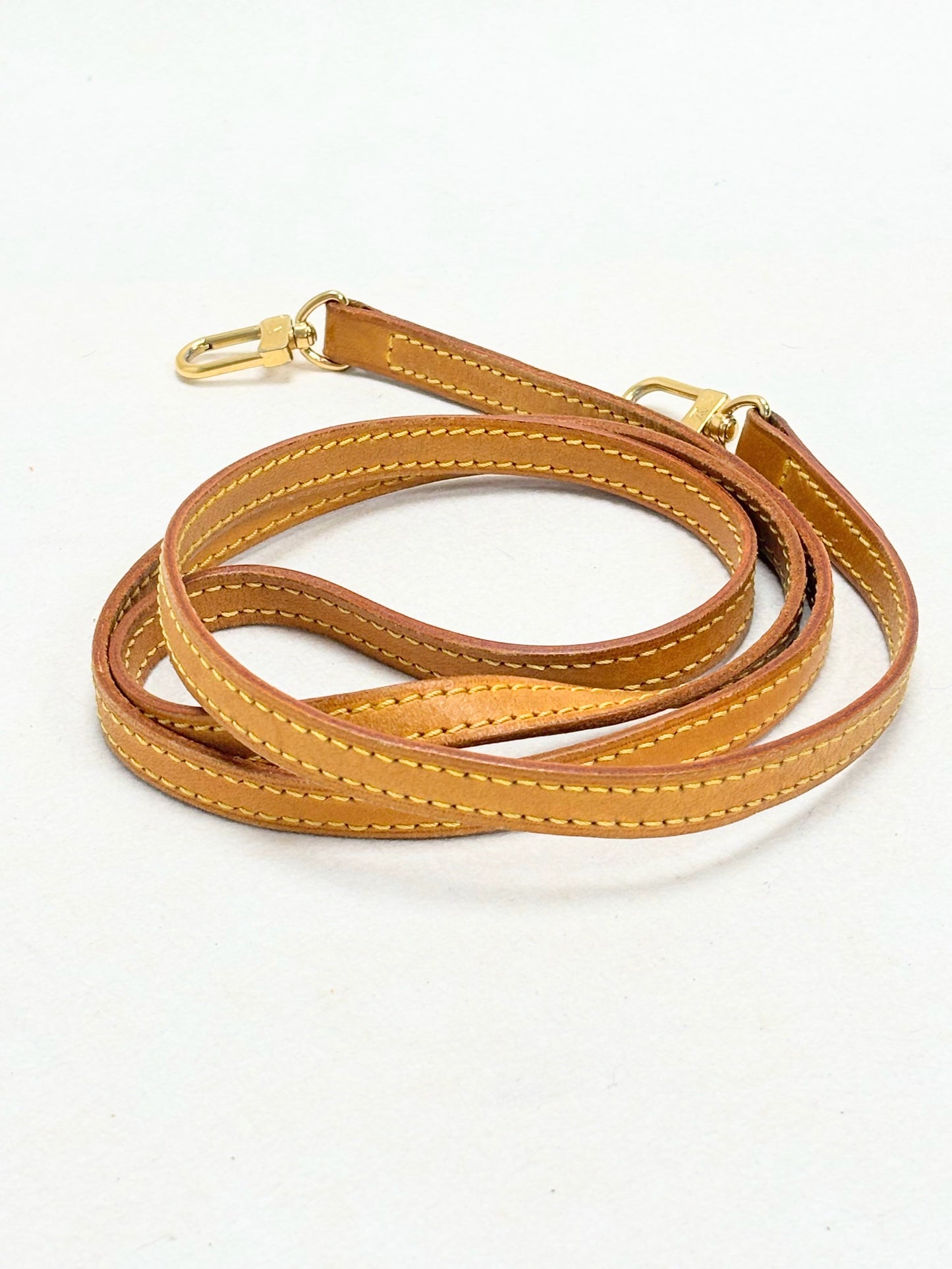 LOUIS VUITTON Bandoulière cuir