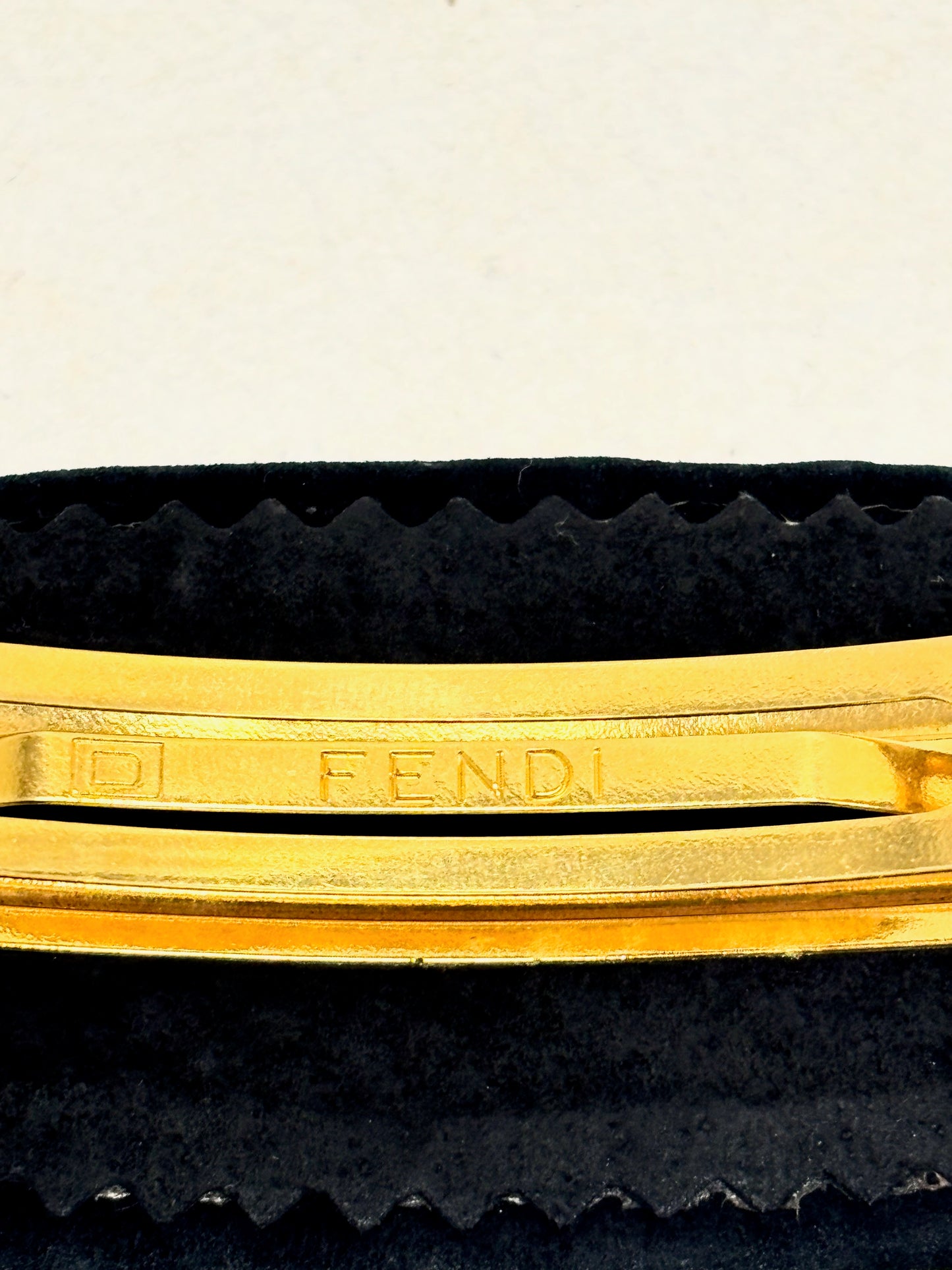 FENDI Barrette en daim