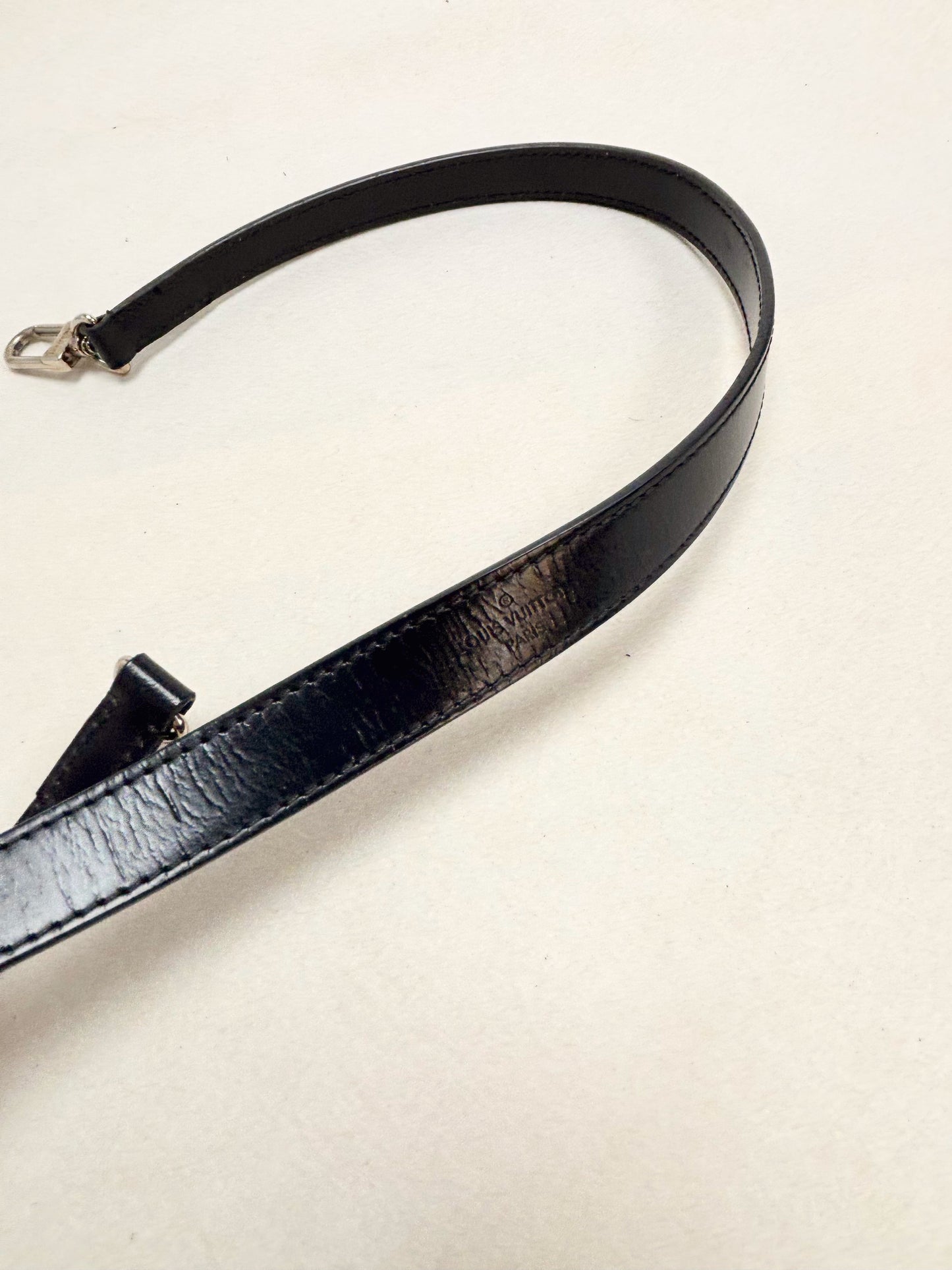 LOUIS VUITTON Bandoulière Cuir