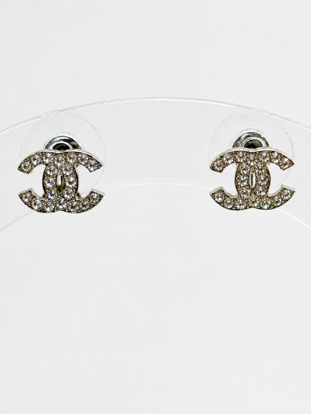CHANEL Boucles d'oreilles CC
