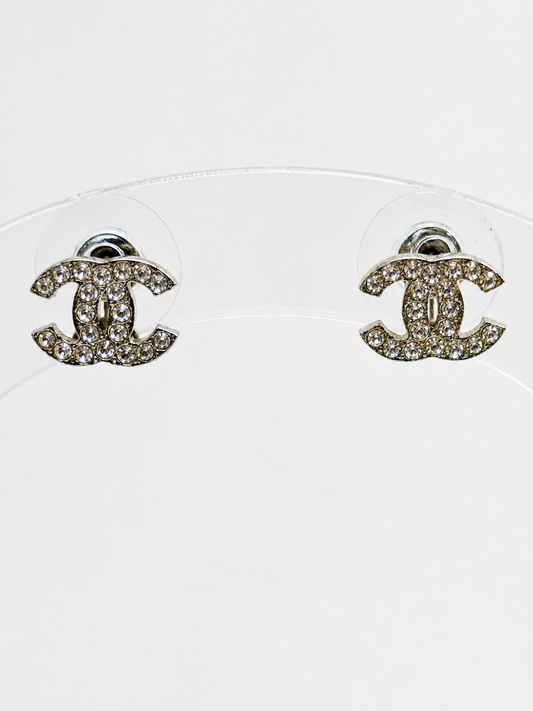 CHANEL Boucles d'oreilles CC