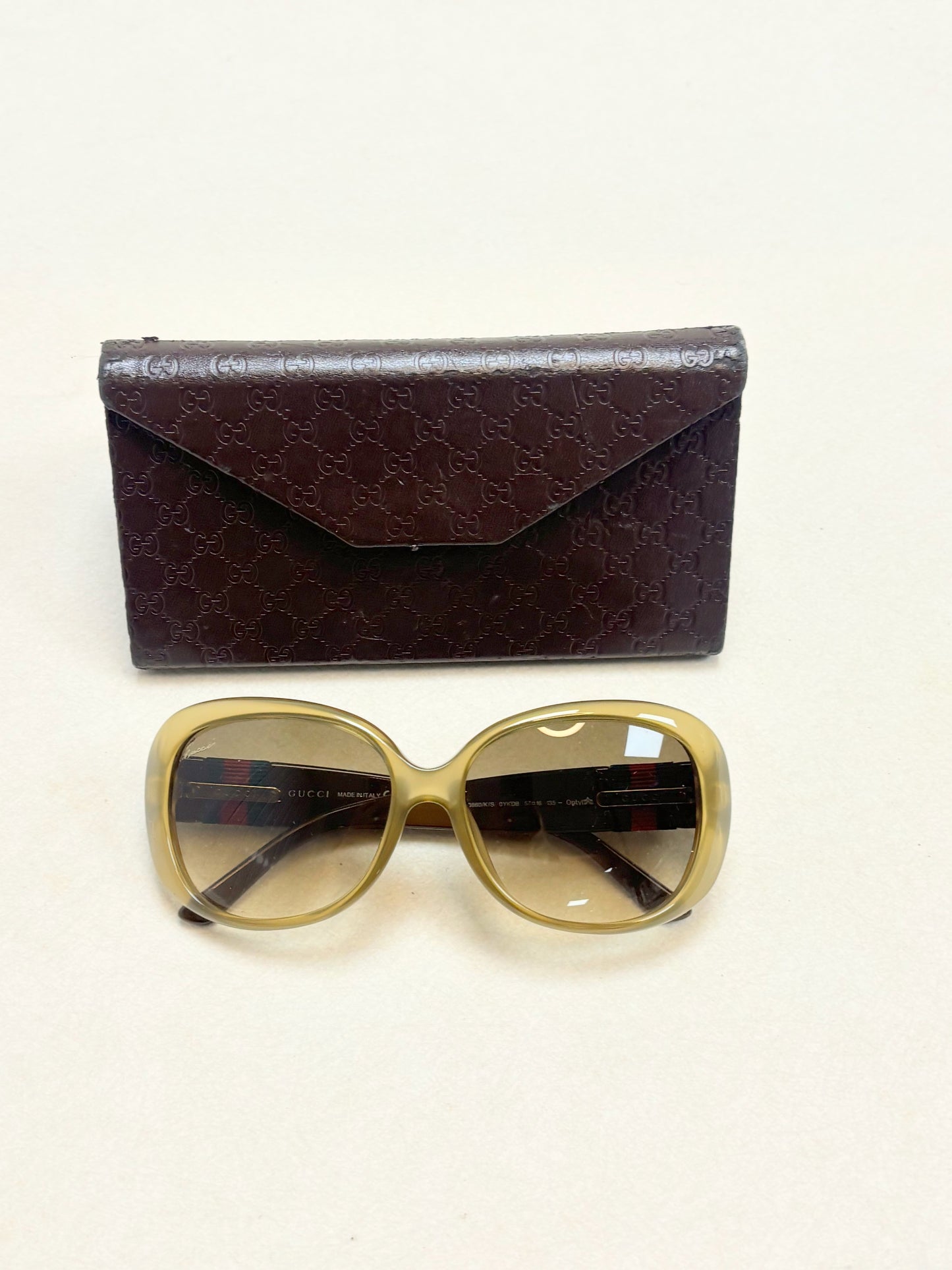 GUCCI Lunettes de soleil