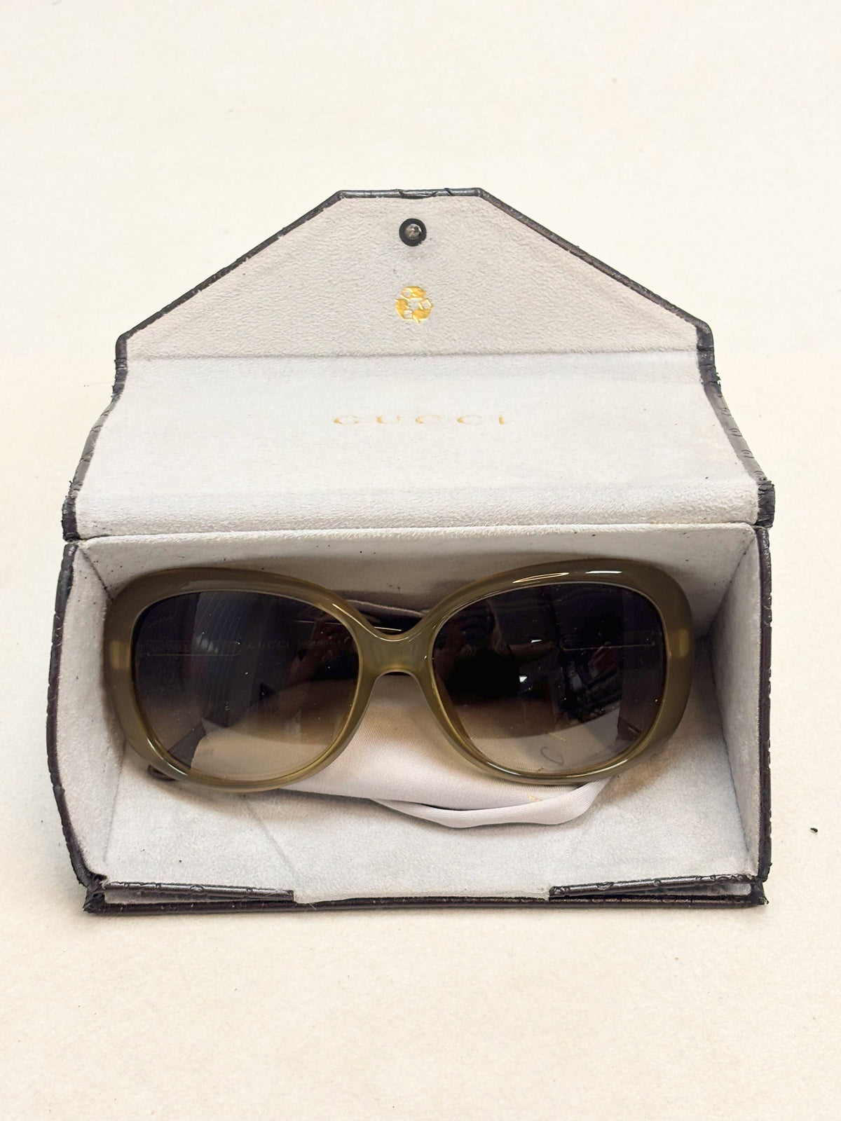 GUCCI Lunettes de soleil