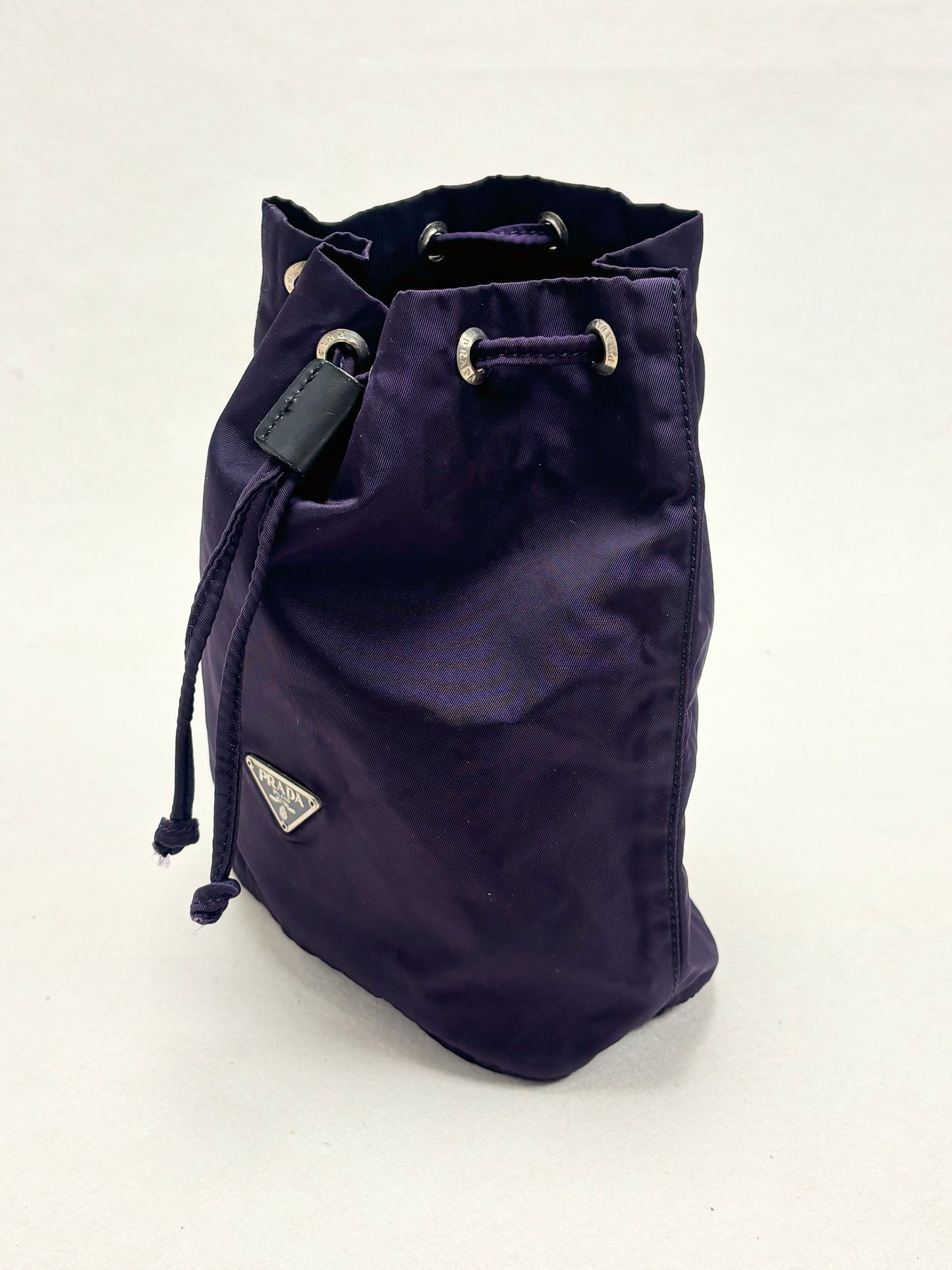 PRADA Pochette Seau Re-nylon