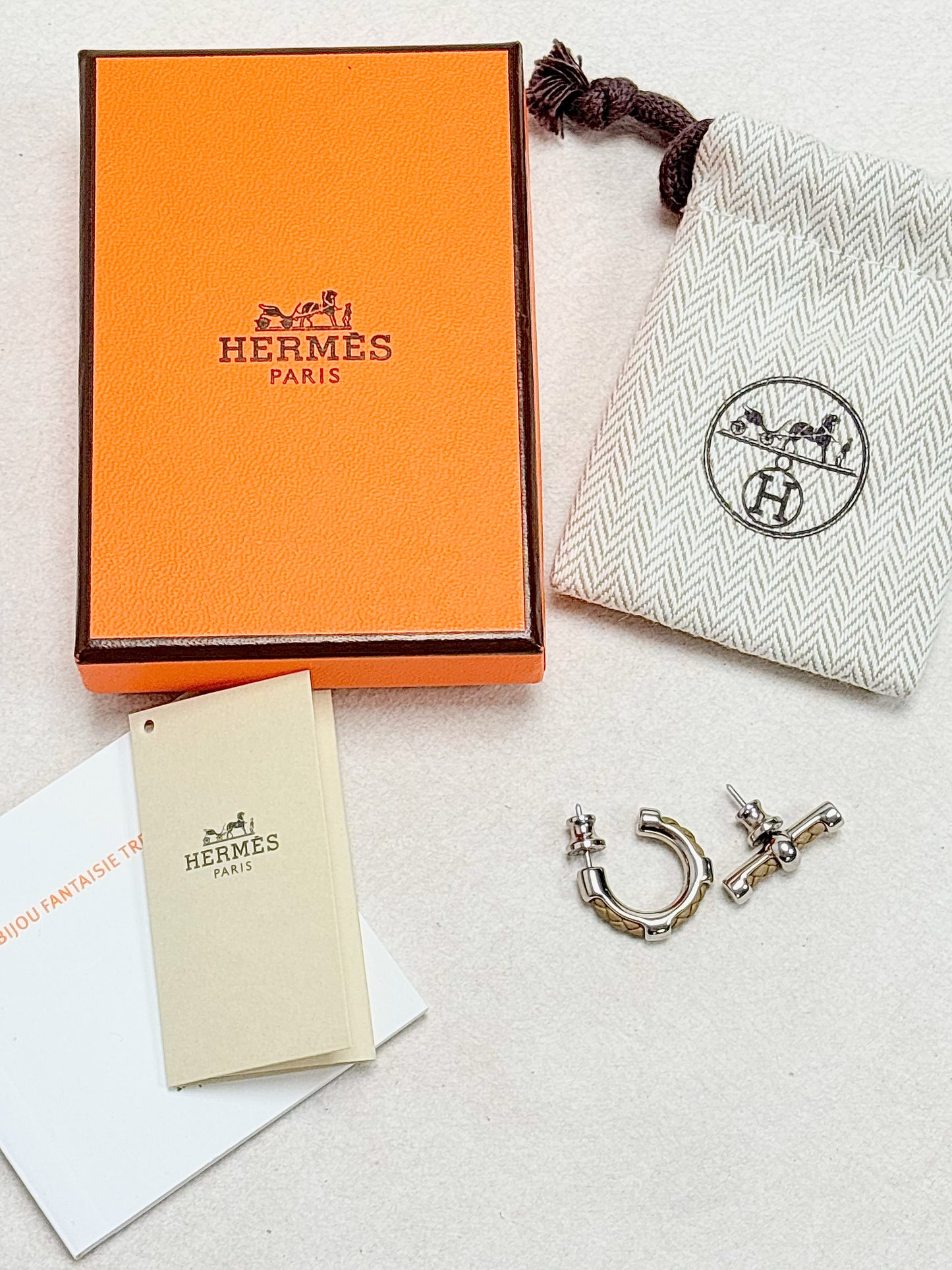 HERMÈS Boucles d'oreilles Flibustier
