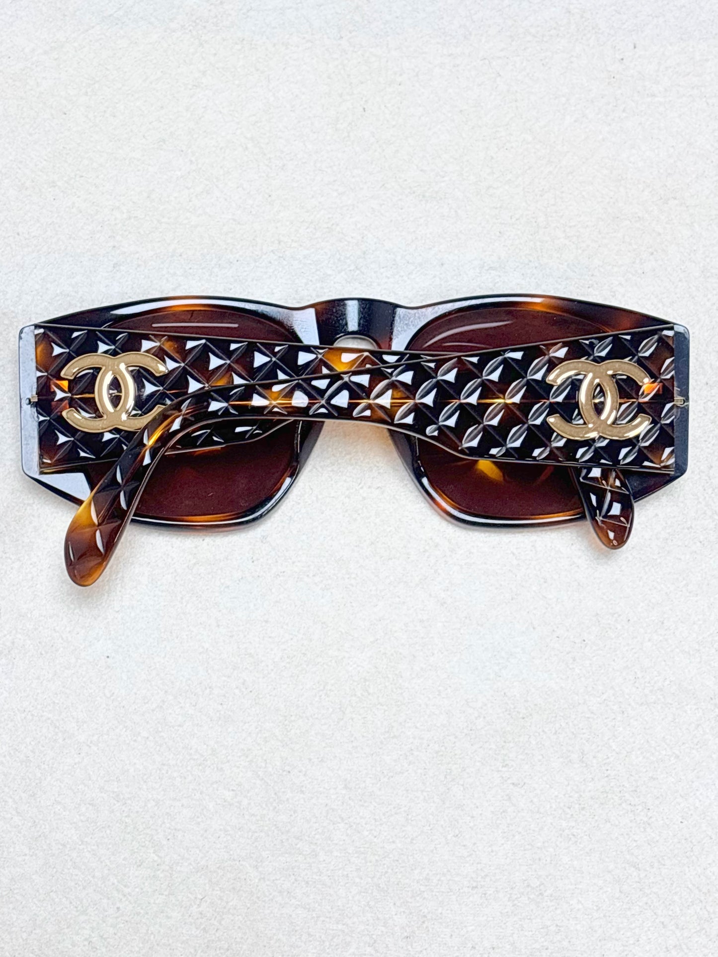 CHANEL Lunettes de soleil