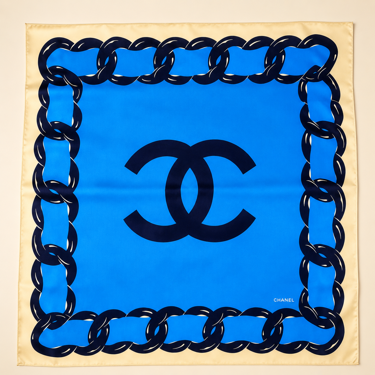 CHANEL Foulard en soie