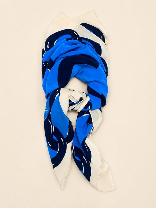 CHANEL Foulard en soie