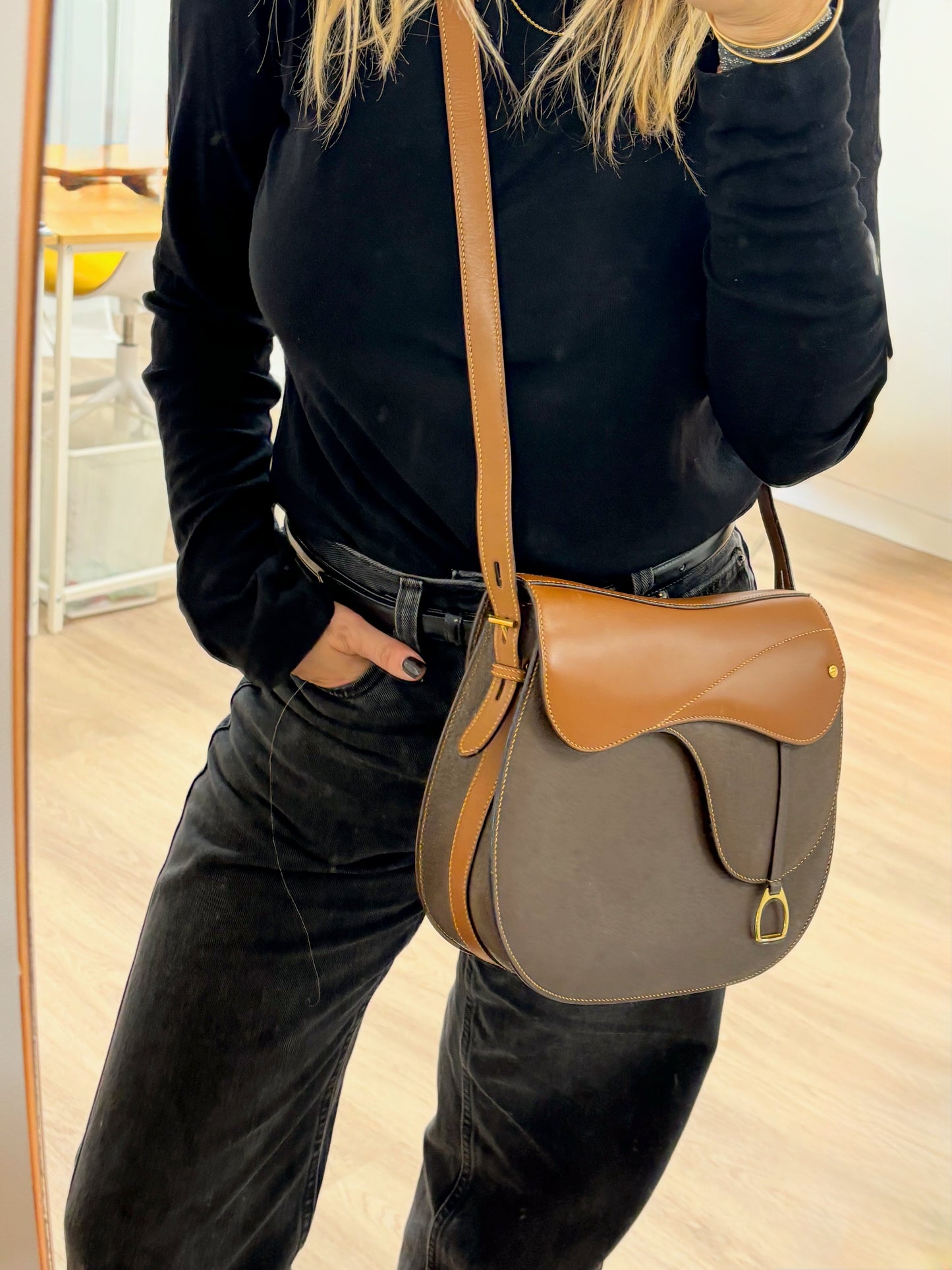 GUCCI Sac Saddle MM