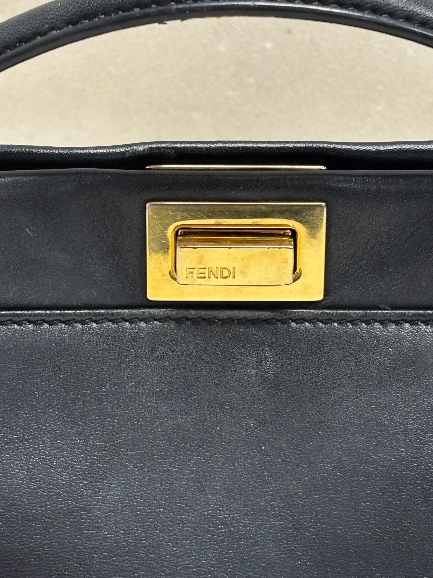 FENDI Sac Peekaboo Small en cuir