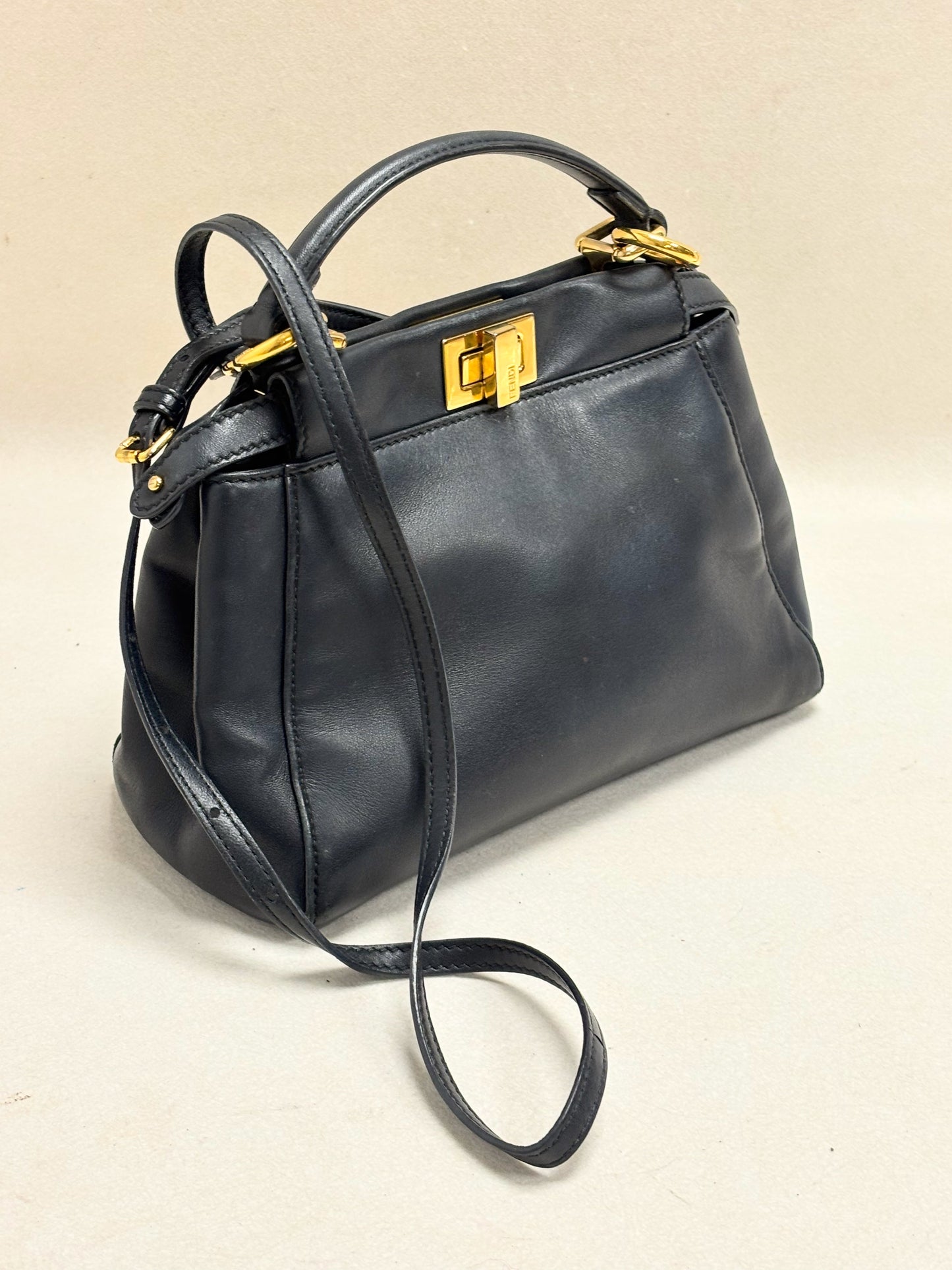 FENDI Sac Peekaboo Small en cuir