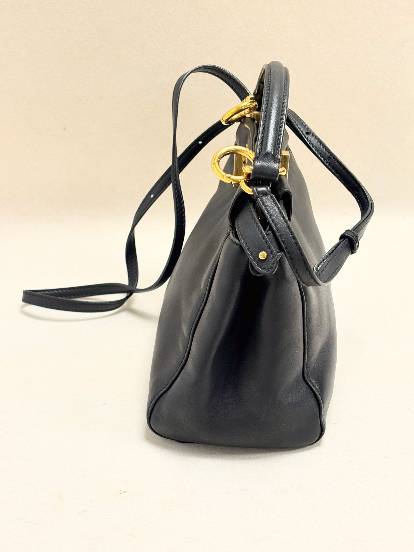 FENDI Sac Peekaboo Small en cuir