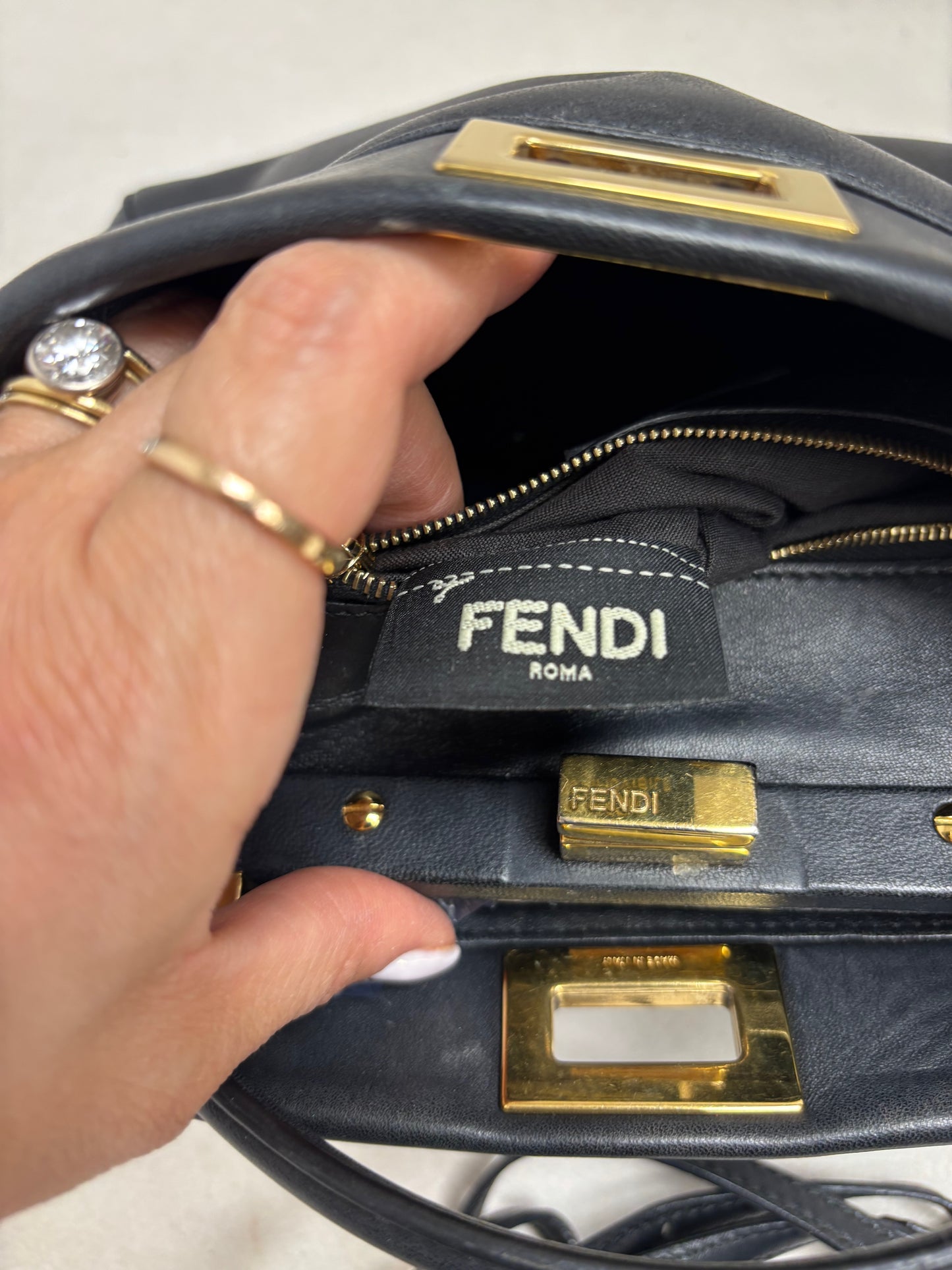 FENDI Sac Peekaboo Small en cuir