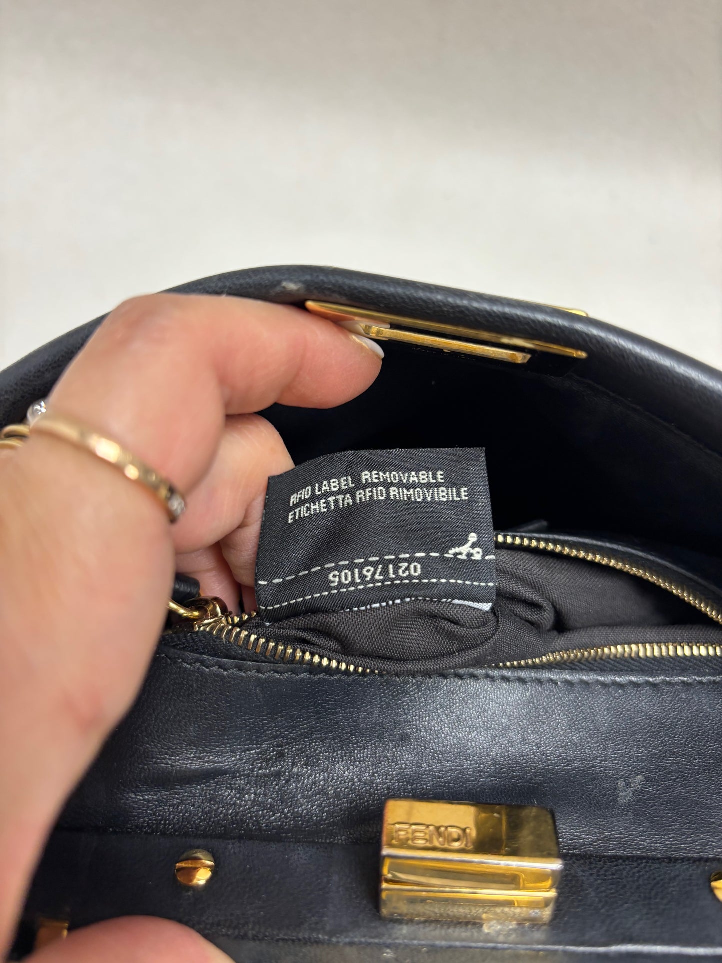 FENDI Sac Peekaboo Small en cuir