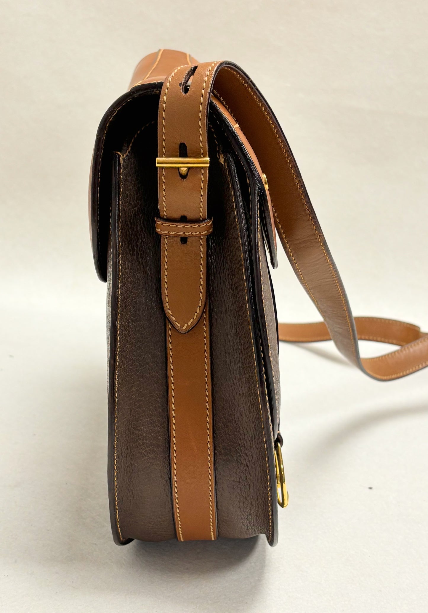 GUCCI Sac Saddle MM