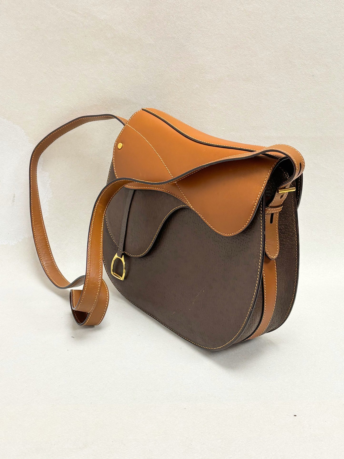 GUCCI Sac Saddle MM