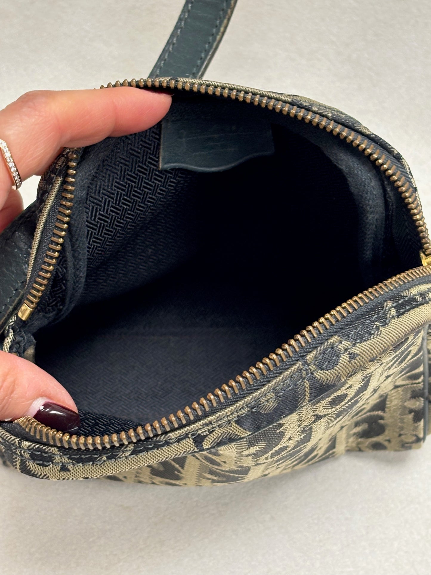 CHRISTIAN DIOR Sac Toile Oblique