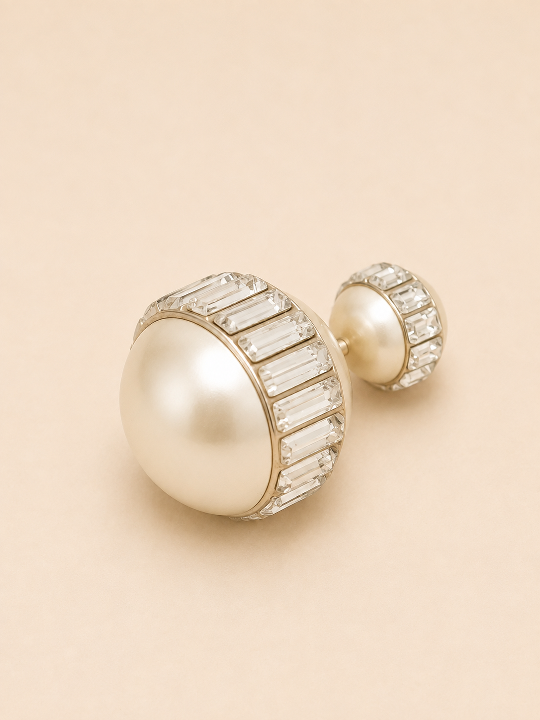 DIOR Boucle d'oreille Tribale solitaire