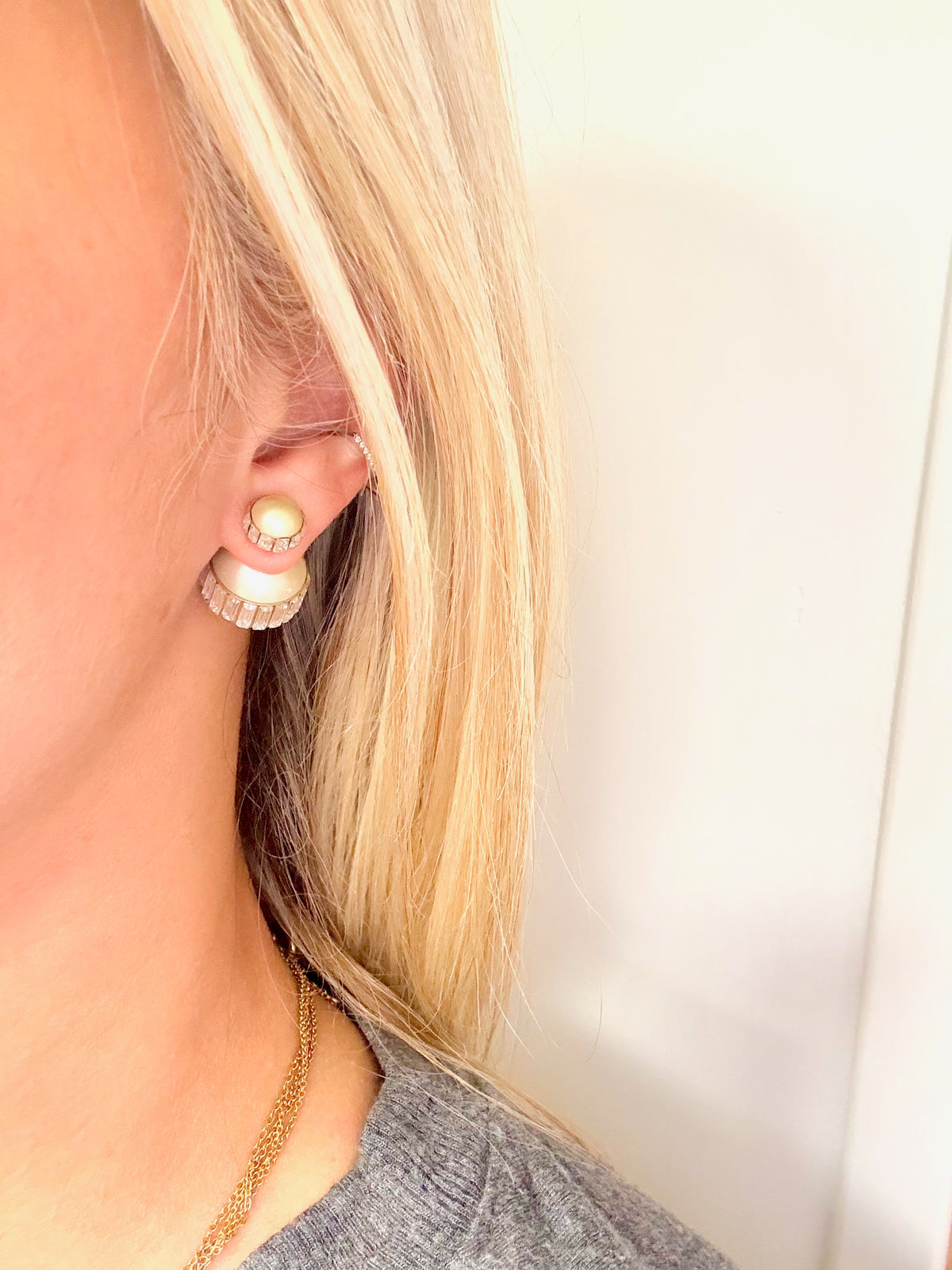 DIOR Boucle d'oreille Tribale solitaire