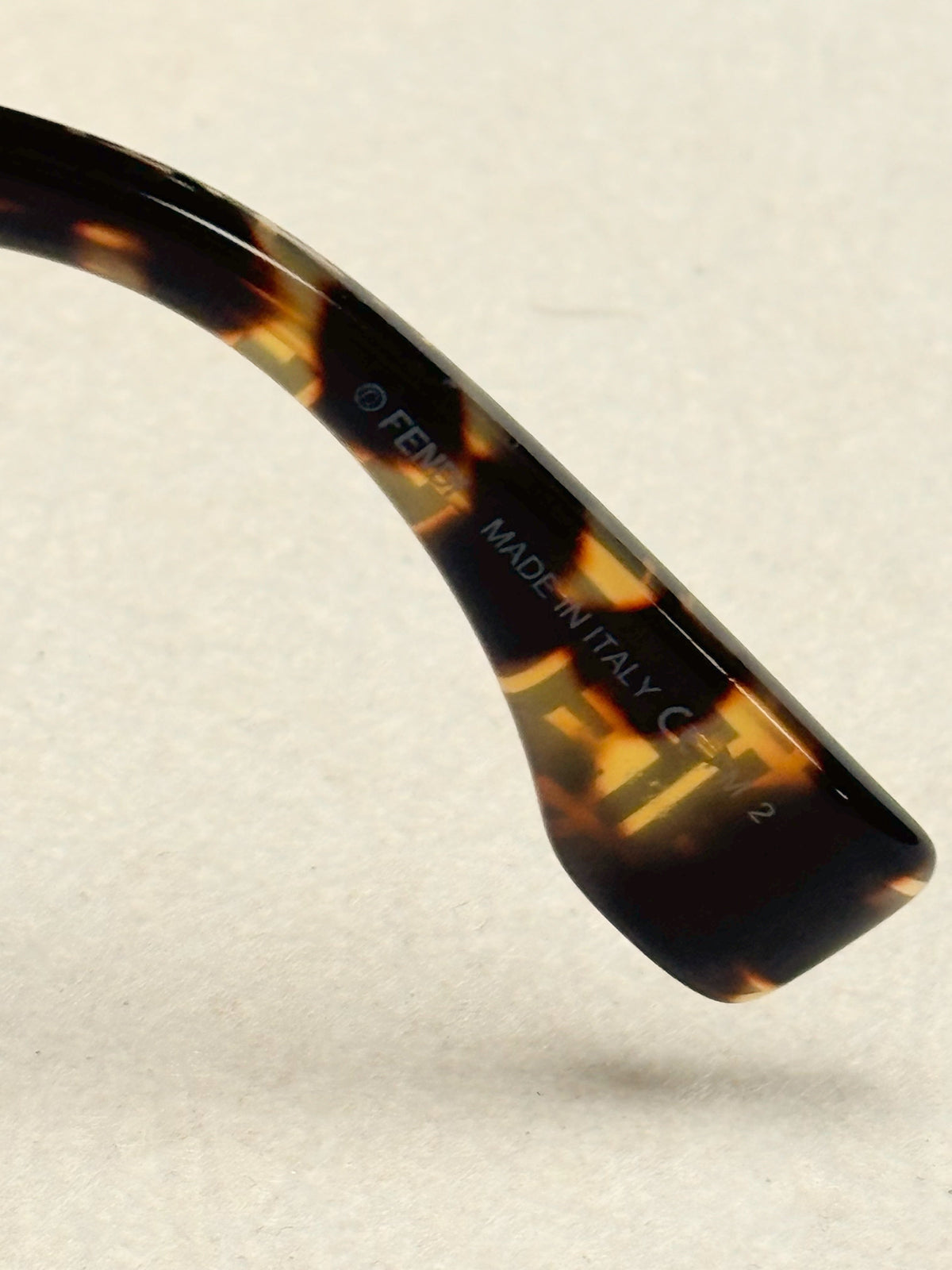 FENDI Lunettes de soleil
