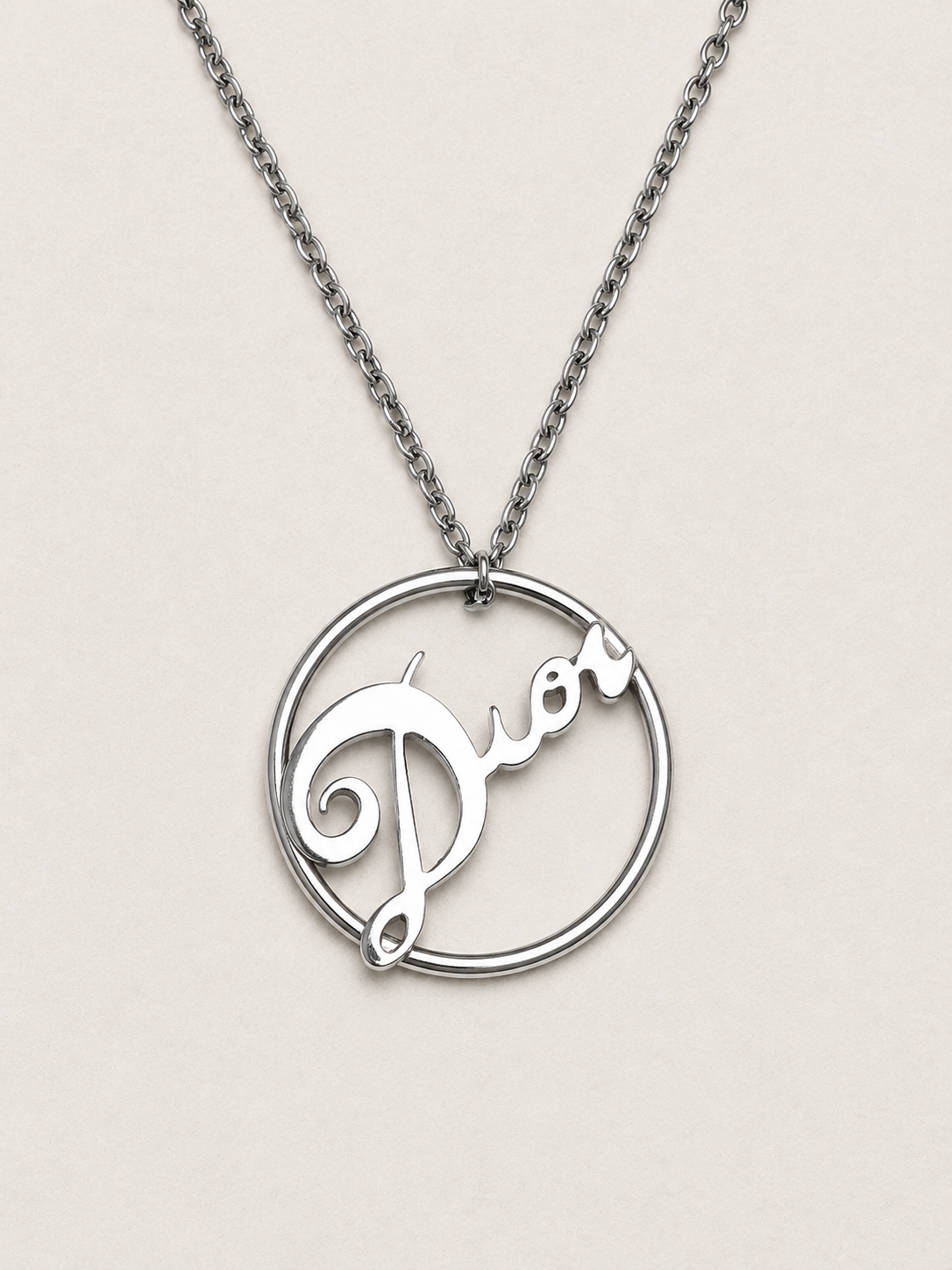 DIOR Collier Logo