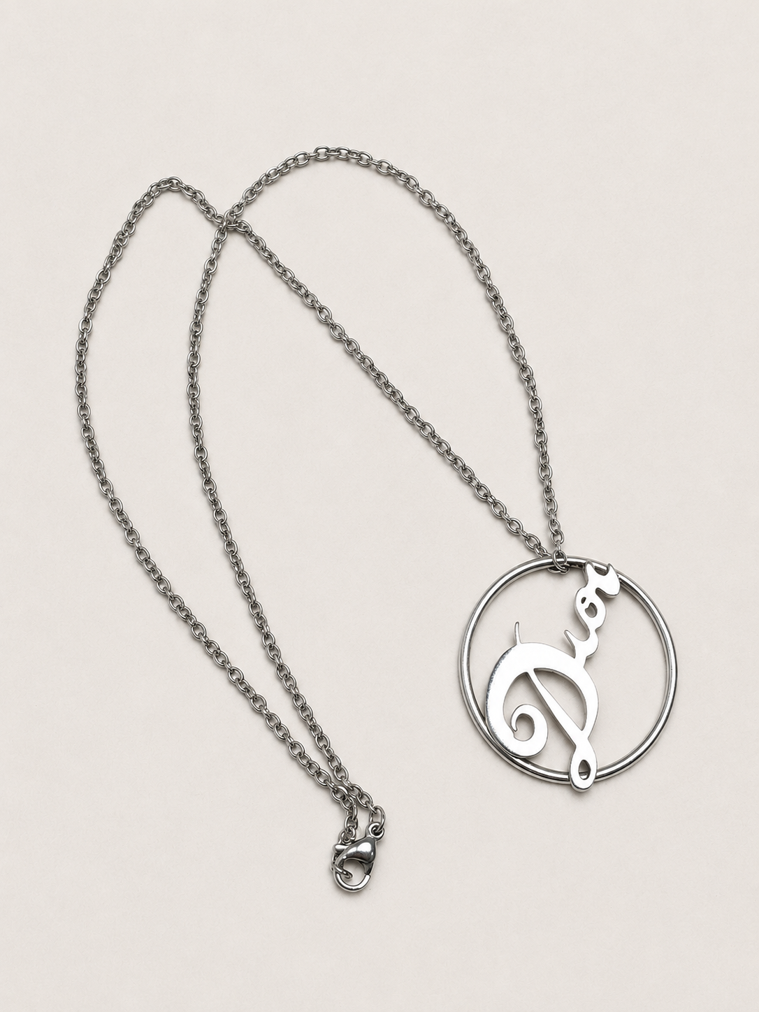 DIOR Collier Logo