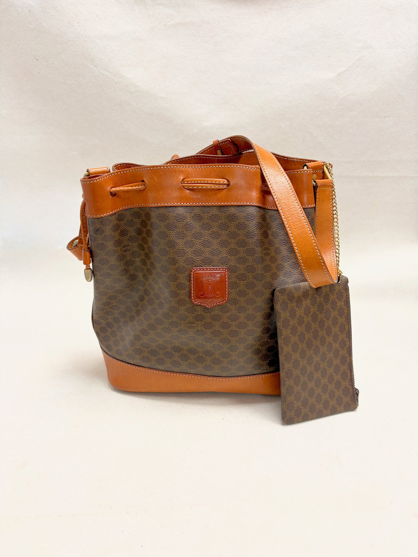 Borsa a secchiello Triumph di CÉLINE