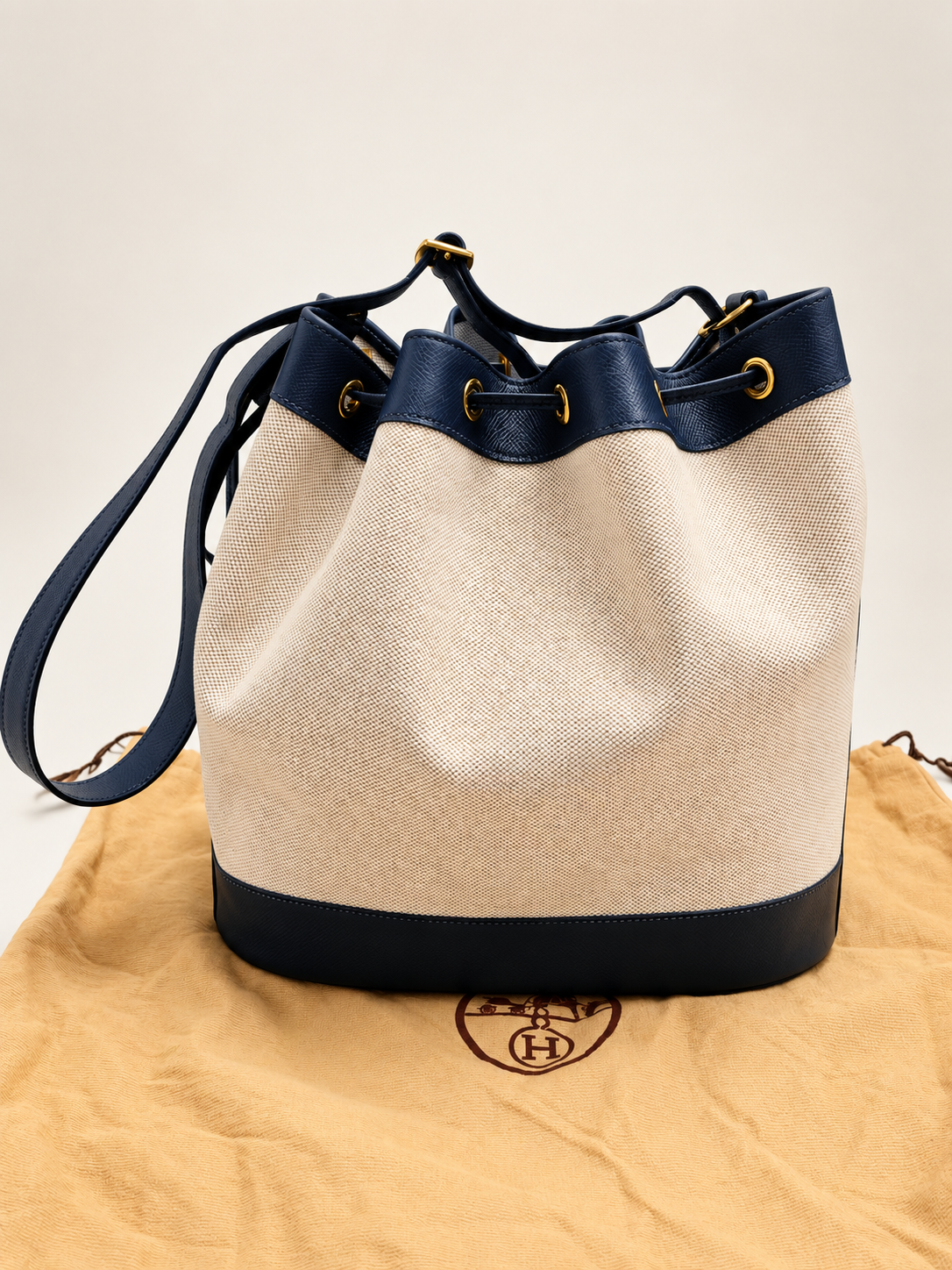 HERMÈS Sac Market