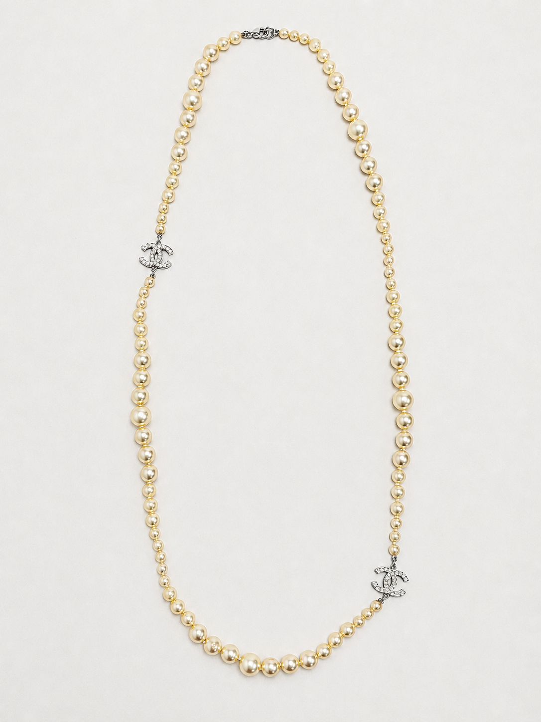 CHANEL Collier Sautoir Perles