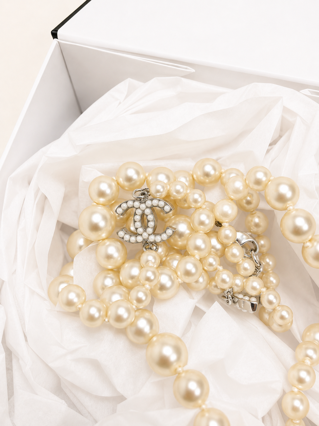 CHANEL Collier Sautoir Perles