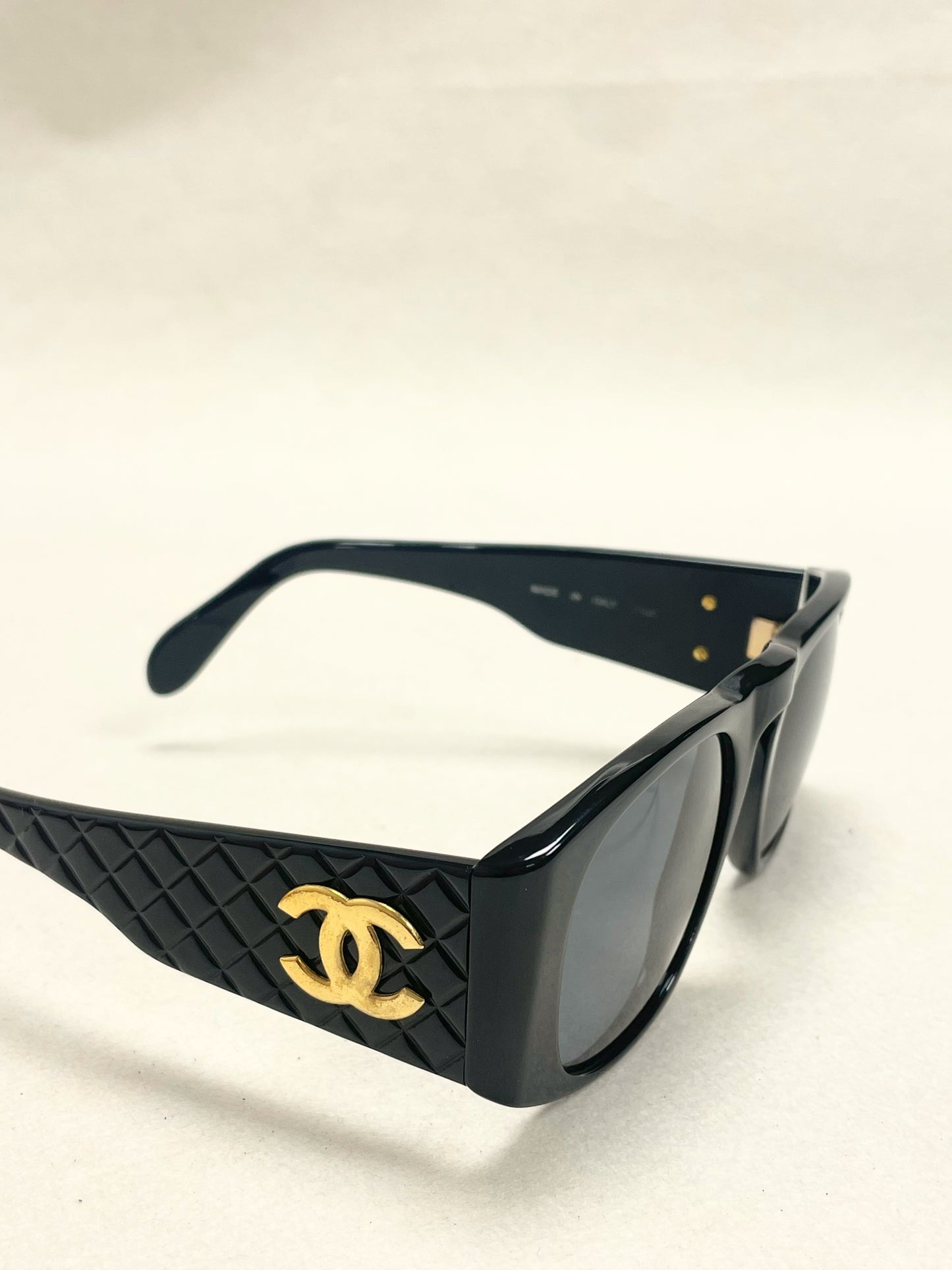 CHANEL Lunettes de soleil