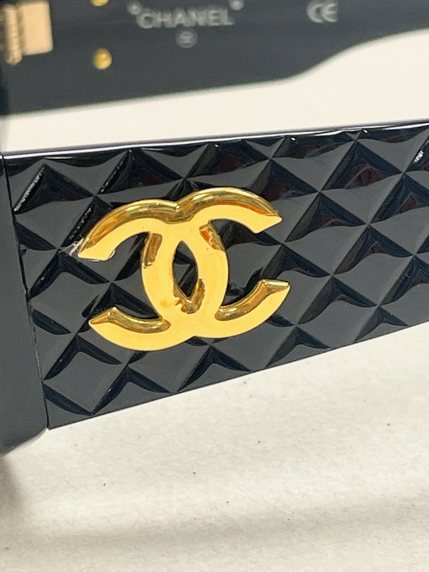 CHANEL Lunettes de soleil