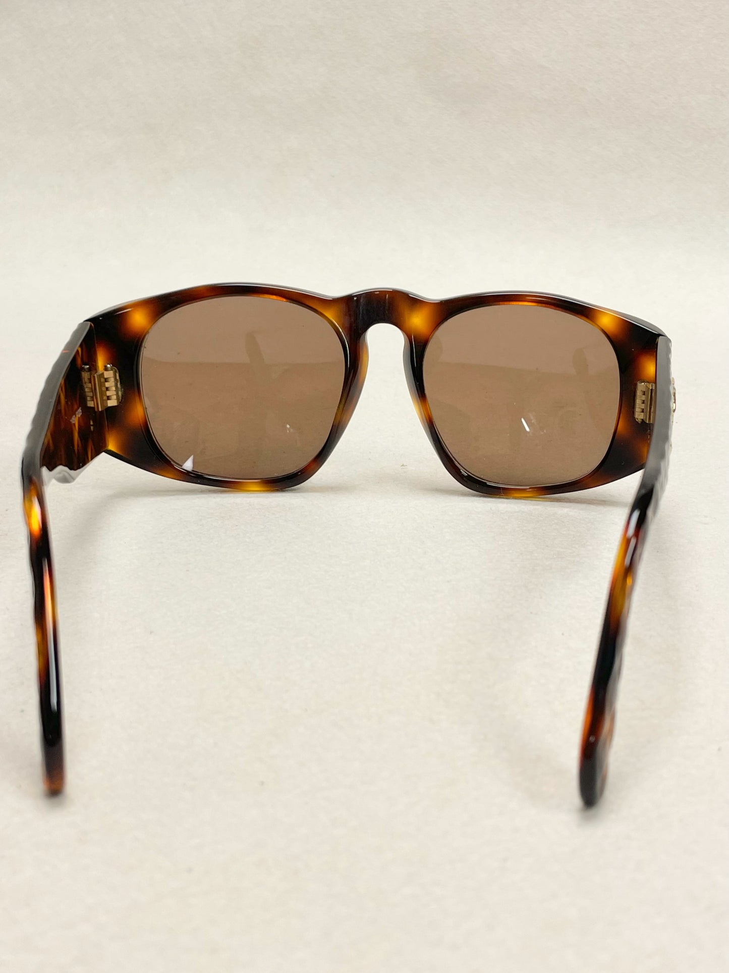 CHANEL Lunettes de soleil