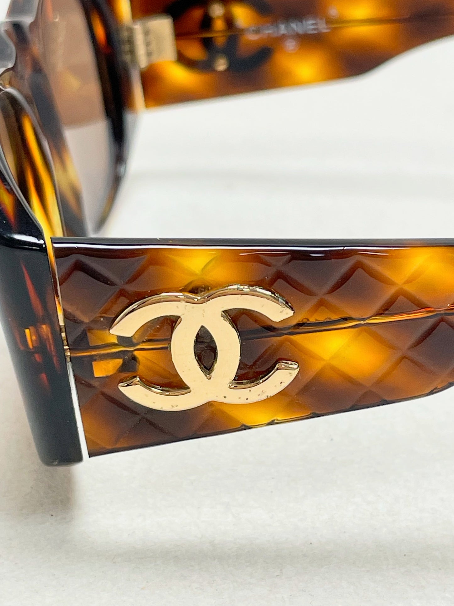 CHANEL Lunettes de soleil