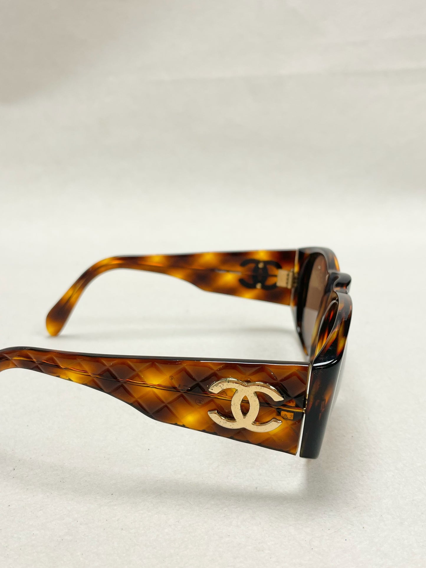 CHANEL Lunettes de soleil