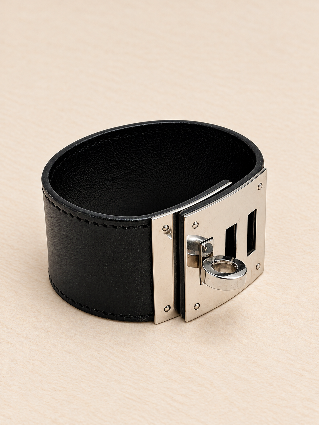 HERMÈS Bracelet Kelly Dog