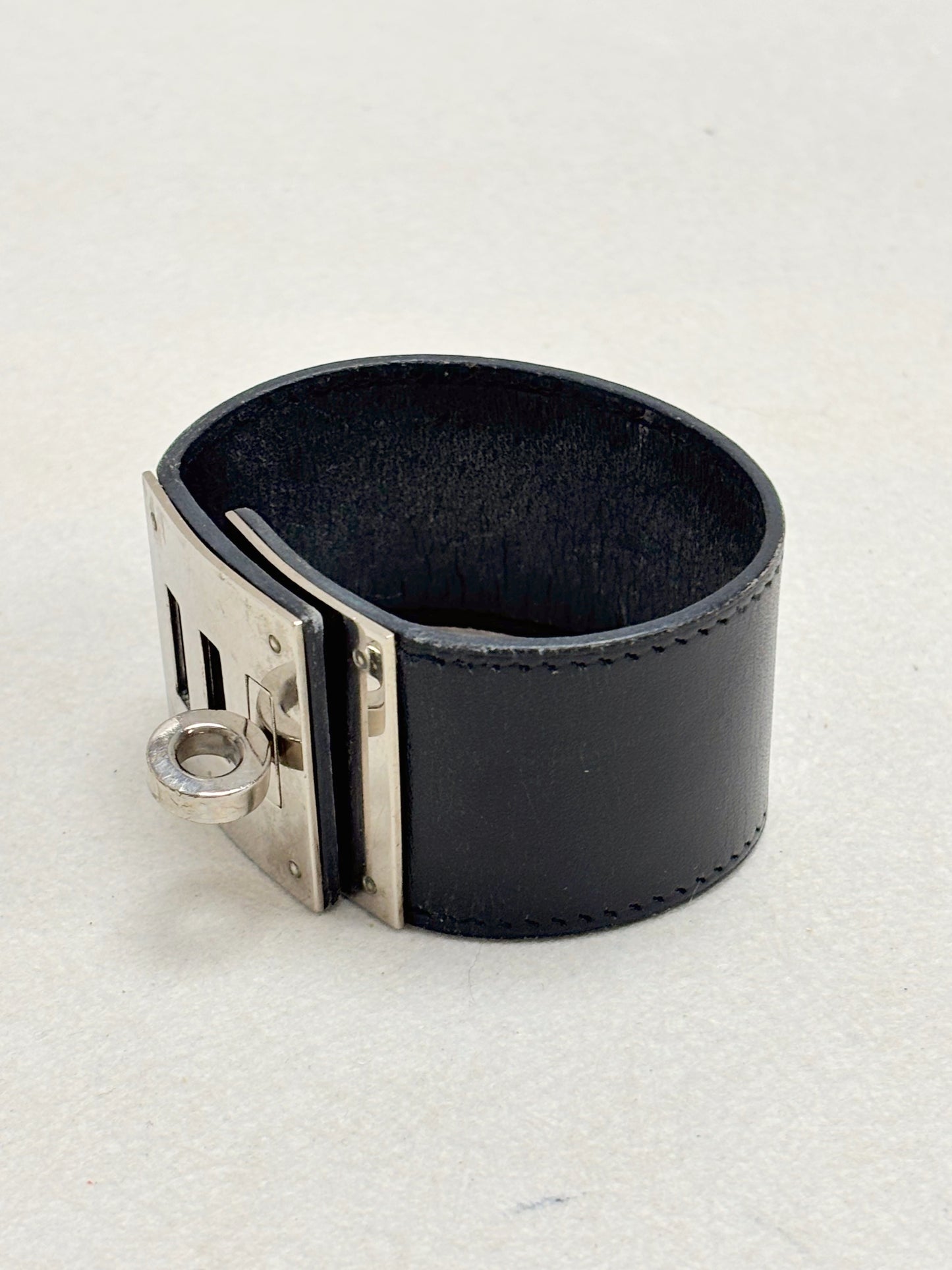 HERMÈS Bracelet Kelly Dog