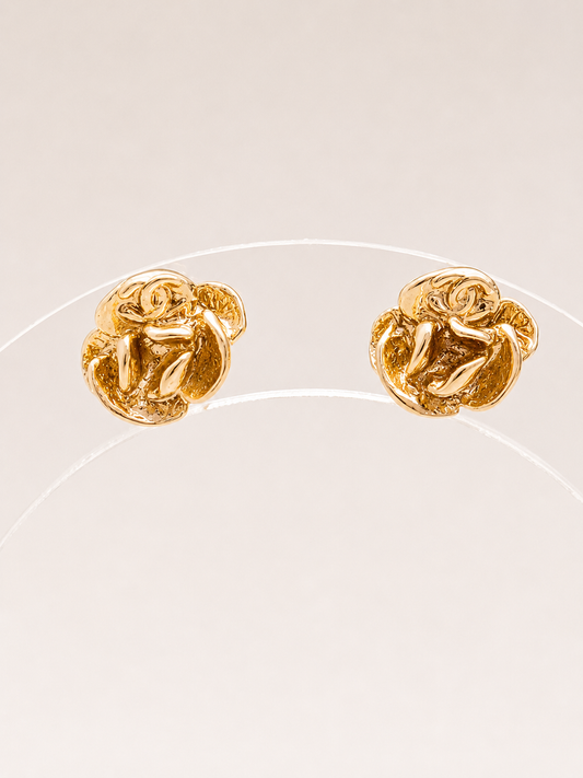 CHANEL Boucles d'oreilles Camélia