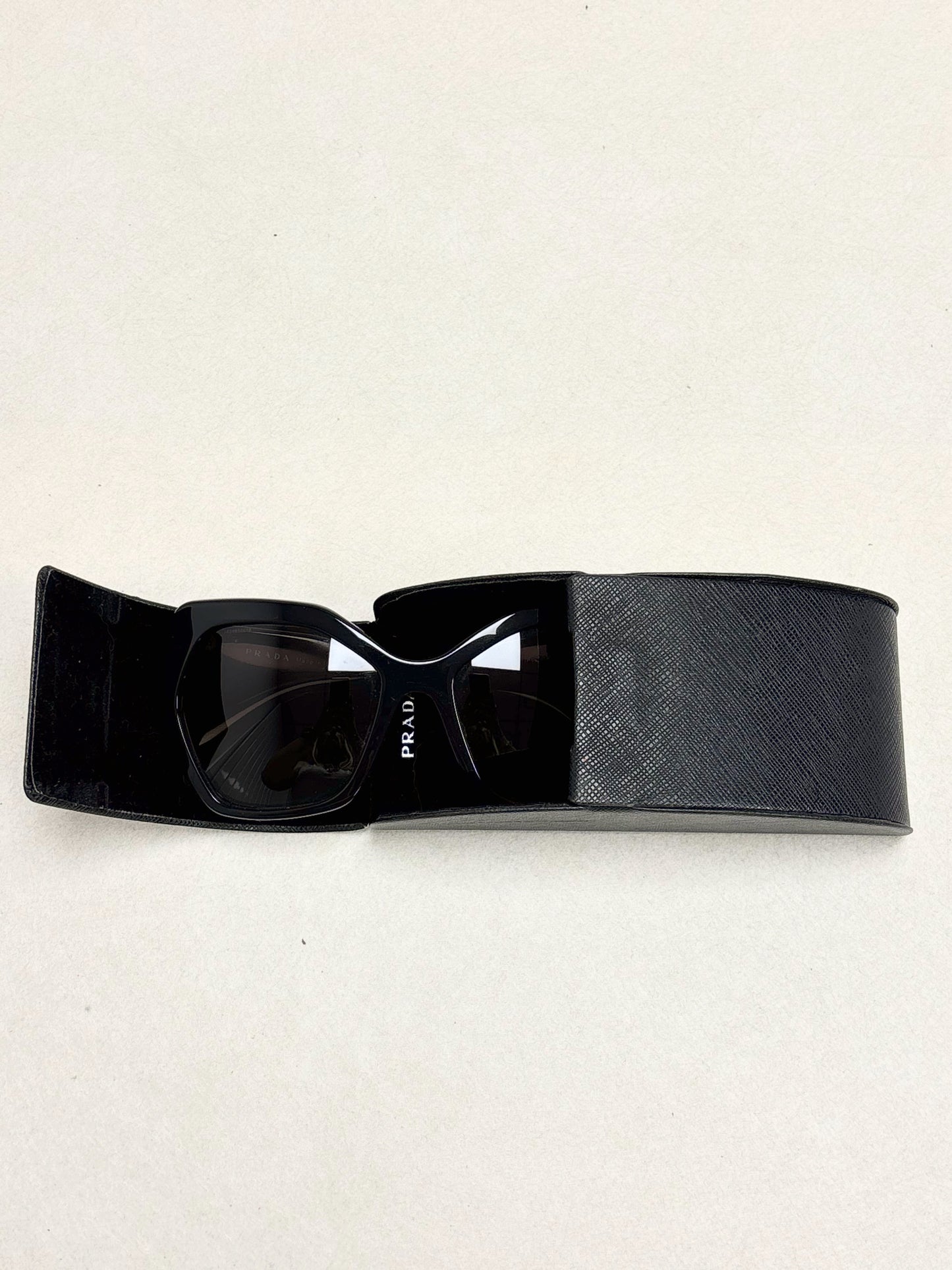 PRADA Lunettes de soleil