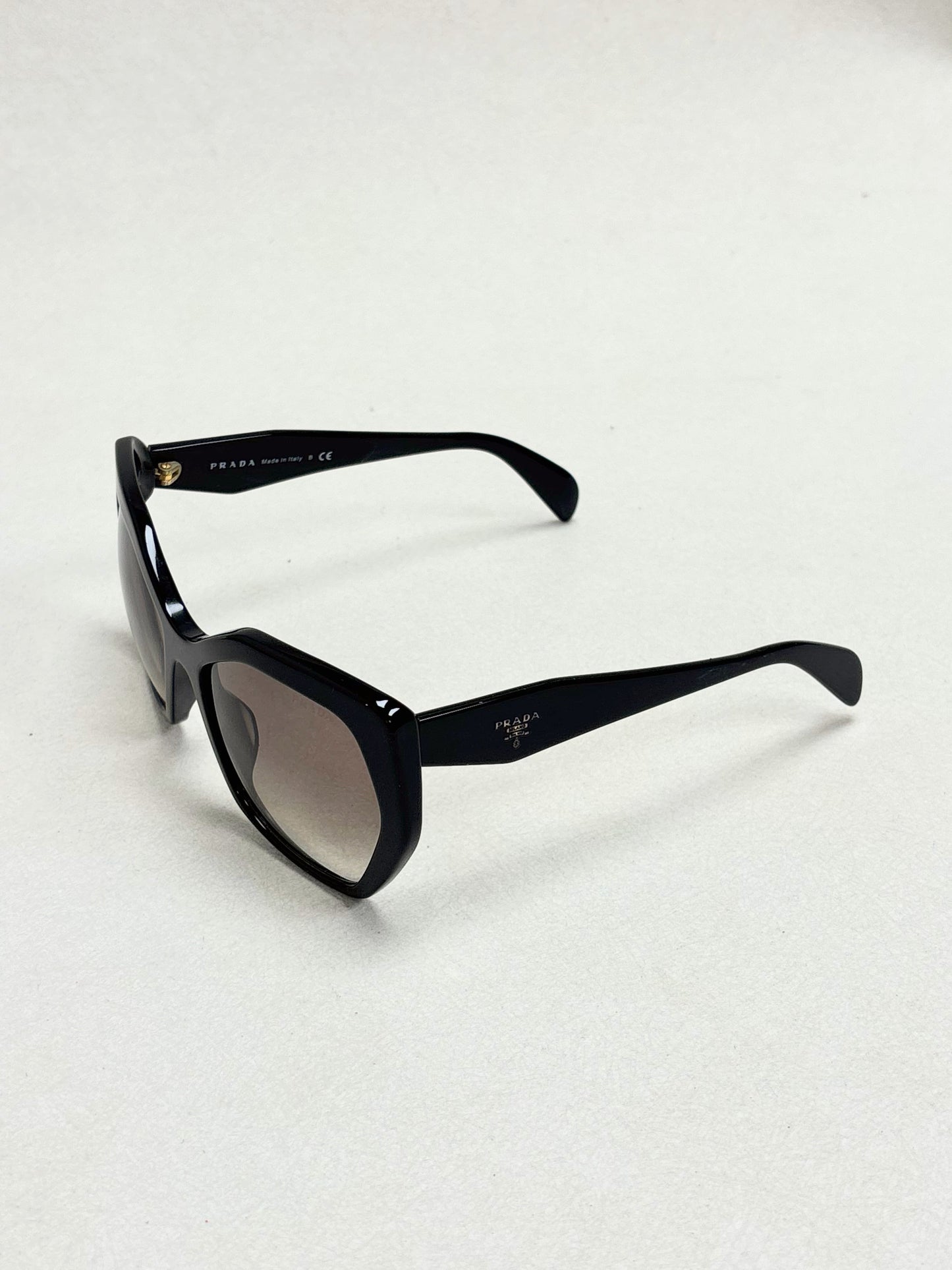 PRADA Lunettes de soleil