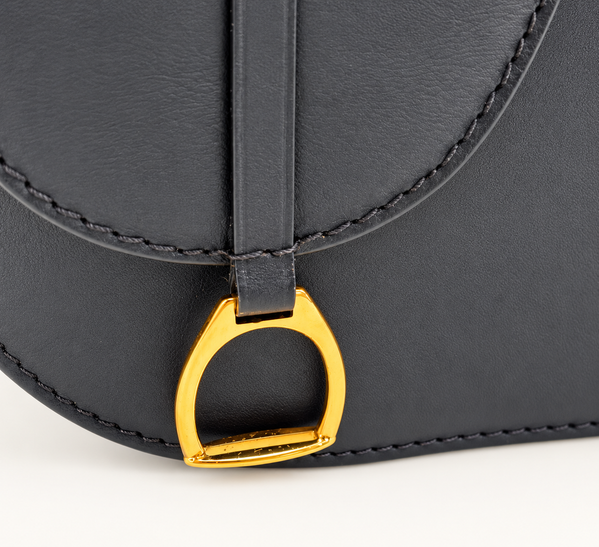 GUCCI Sac Saddle PM