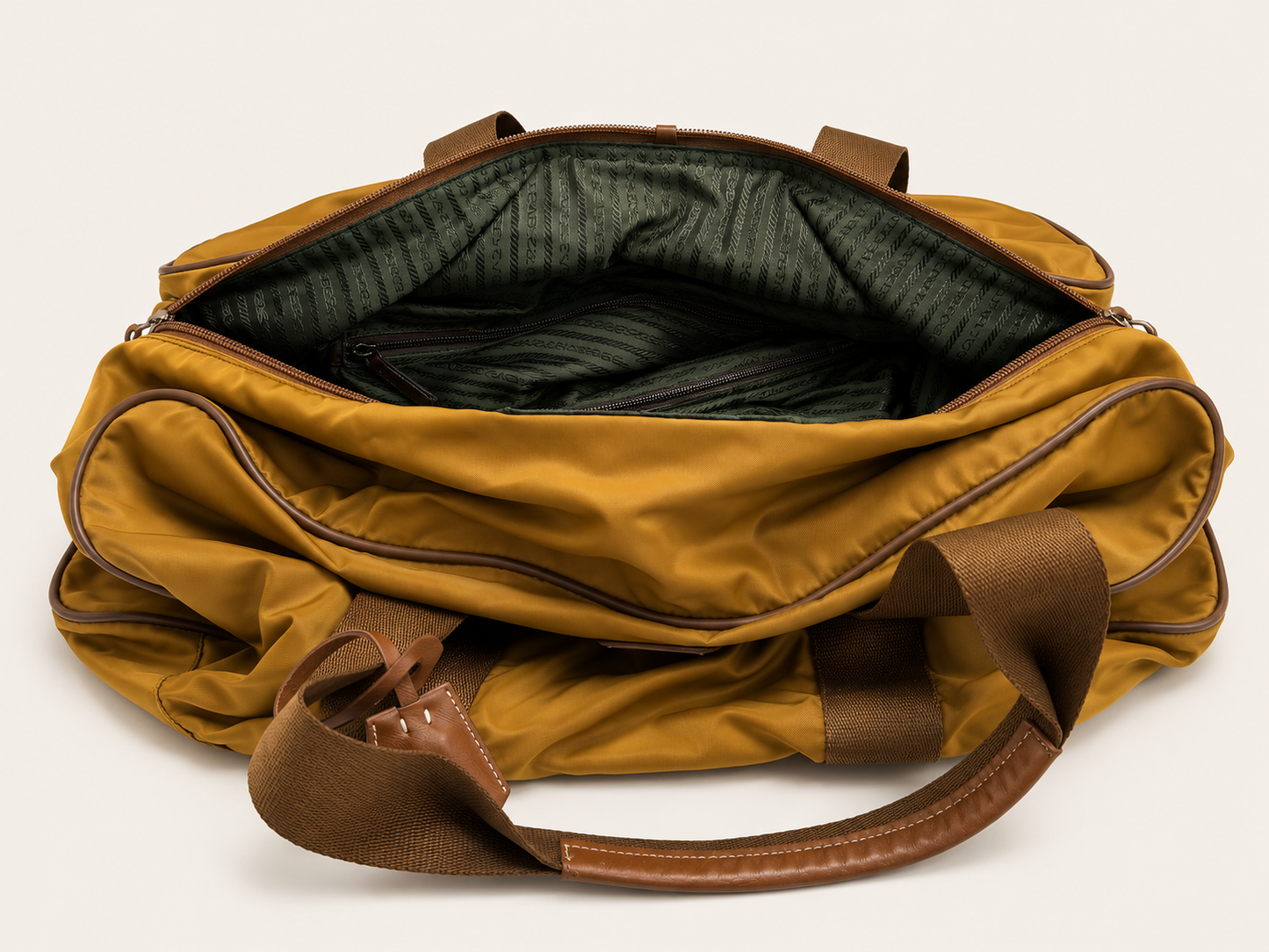 PRADA Sac de voyage Nylon 48h
