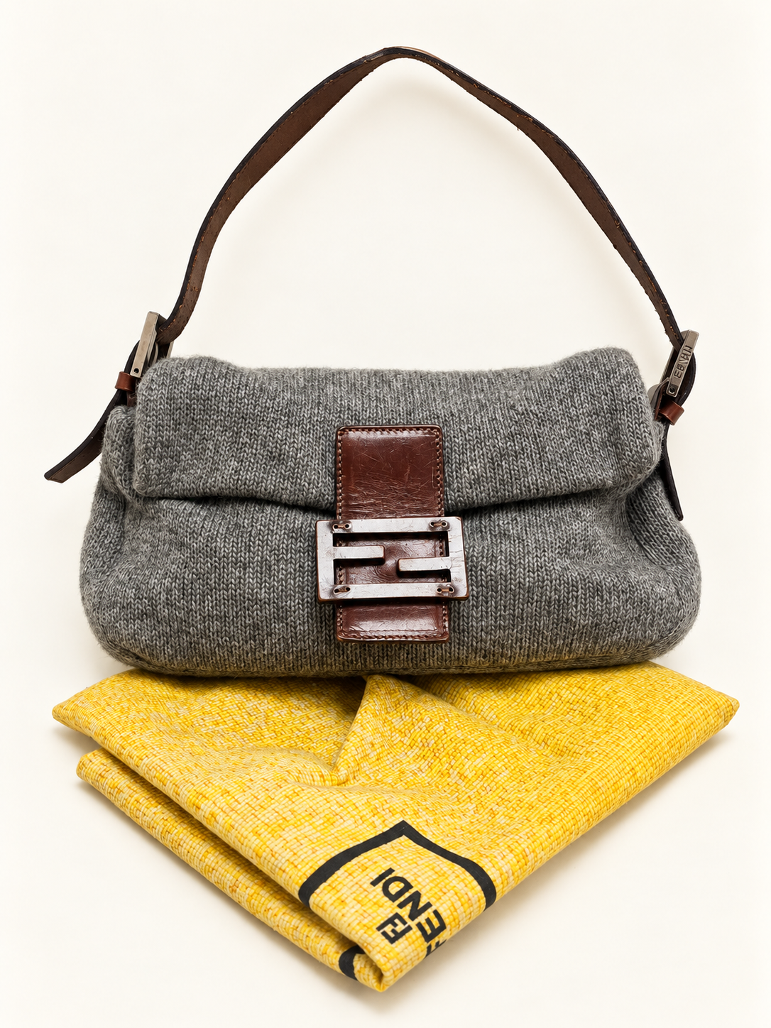 FENDI Sac Baguette en cachemire