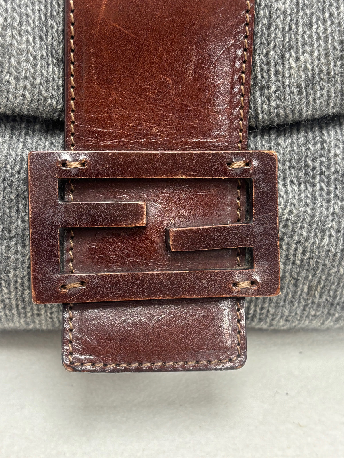 FENDI Sac Baguette en cachemire
