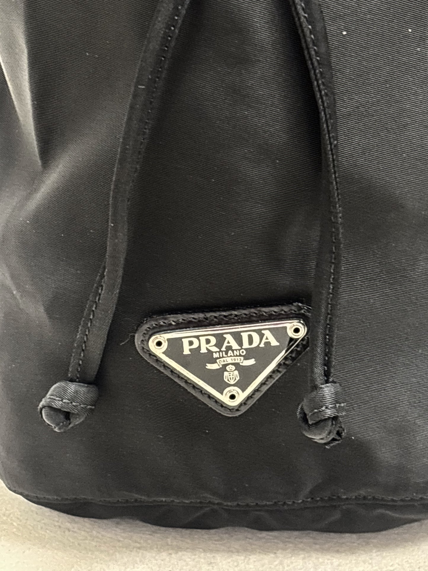 PRADA Pochette Seau Re-nylon