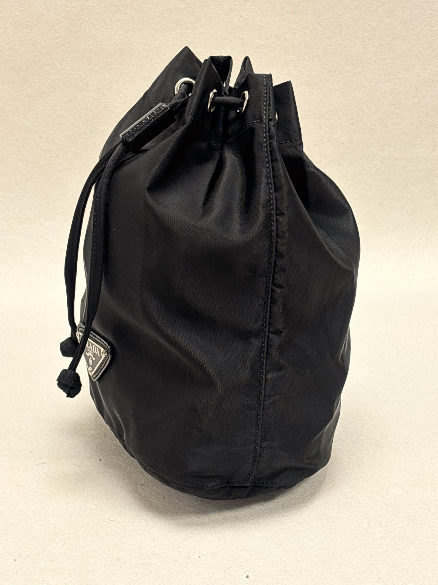 PRADA Pochette Seau Re-nylon