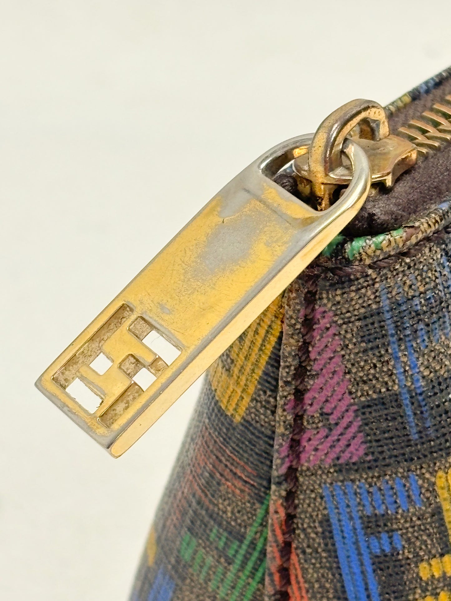 FENDI Pochette Zucca