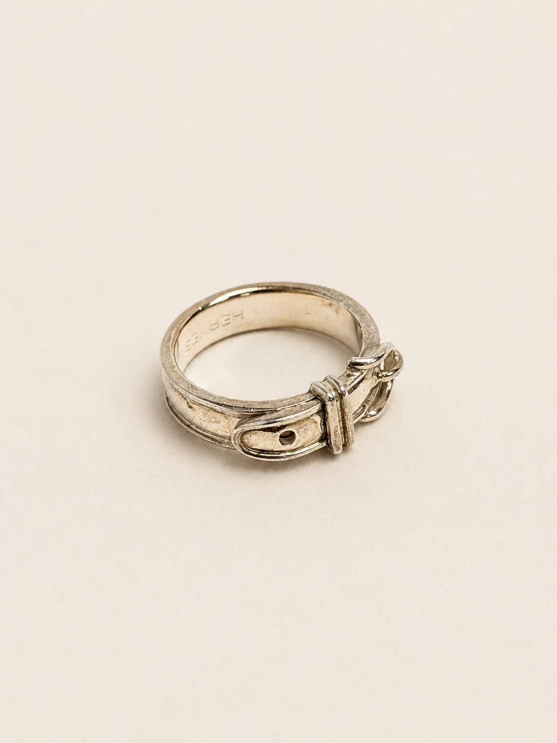 HERMÈS Bague Ceinture en Argent